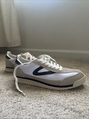Tretorn Women's Sneakers in White, Beige, and Navy